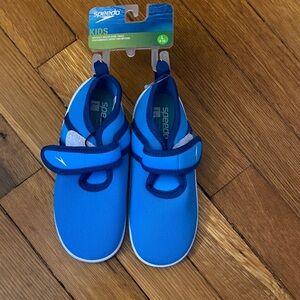 NWT- Speedo Kids Vibrant Blue Water Shoes